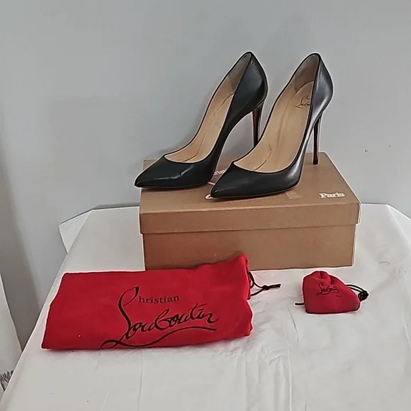 Christian Louboutin Pigalle Follies 100, Size 7 US/38 EU, Black - Picture 1 of 6